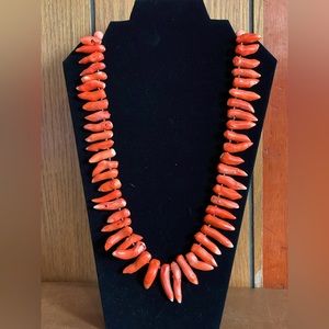 Momo Coral Necklace